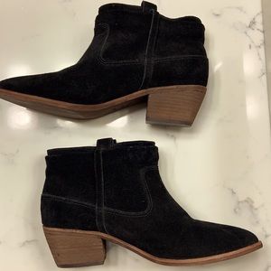 NEW w TAG JOIE BOOTS BLACK SUEDE ANKLE BOOTIES POINTY TOE SHOE STACK HEEL 9 NWT